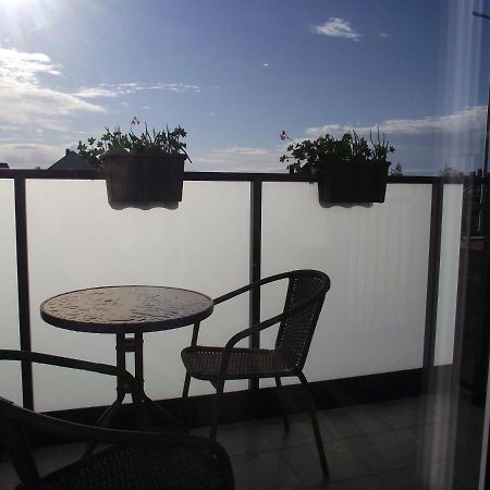Apartament Holenderski Z Prywatnym Miejscem Postojowym W Garazu Кошалин Экстерьер фото