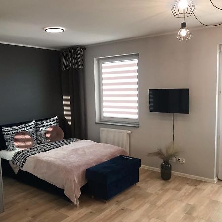 Apartament Holenderski Z Prywatnym Miejscem Postojowym W Garazu Кошалин Экстерьер фото